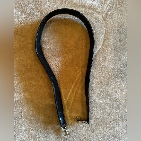 Authentic Vintage Gucci Bamboo Tote - Picture 6 of 8